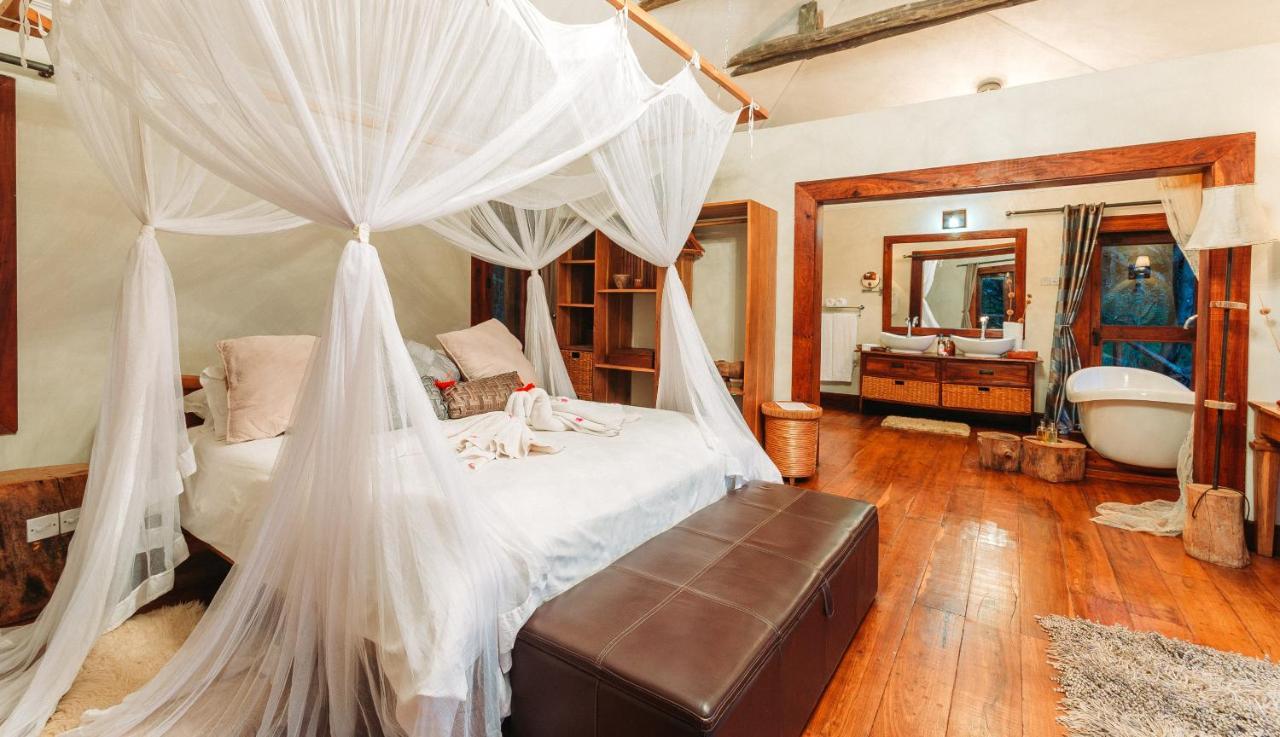 Escarpment Luxury Lodge Manyara Mto wa Mbu Exterior photo